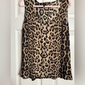 Jennifer Lloyd Leopard Print Sleeveless Top. 
Size L-XL